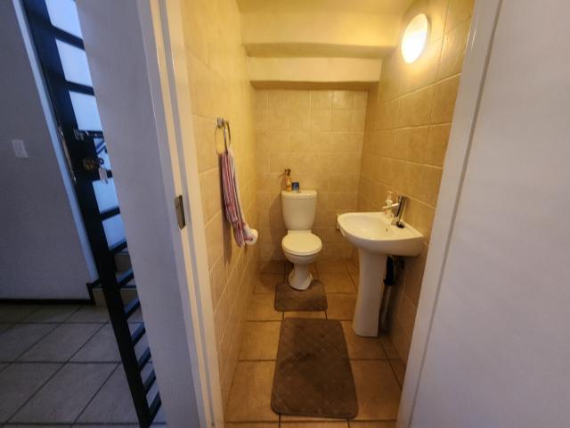 Townhouse for sale in Nooitgedacht, Gauteng