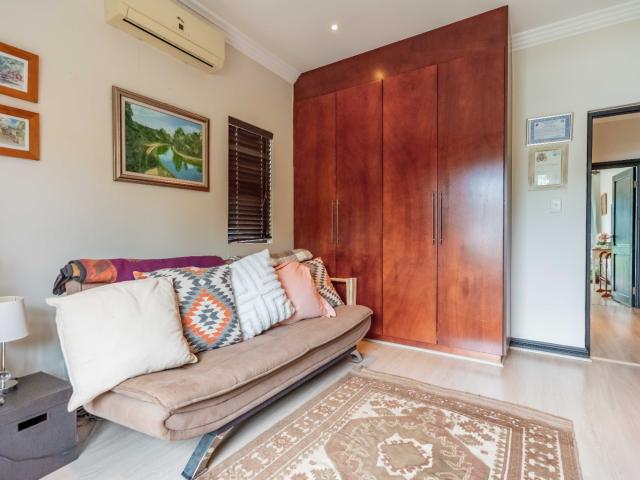 Townhouse for sale in Hillcrest, Kwazulu-natal