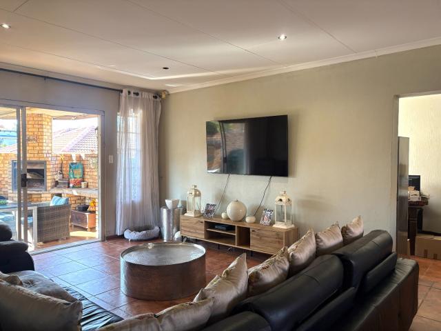 Townhouse for sale in Kagiso, Gauteng