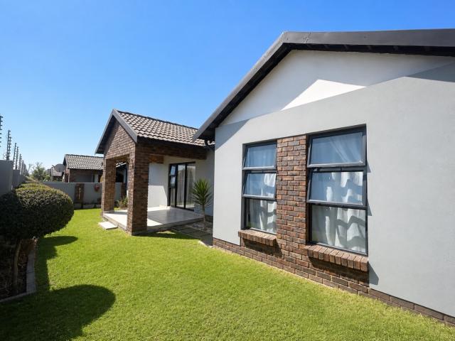 Townhouse for sale in Kagiso, Gauteng