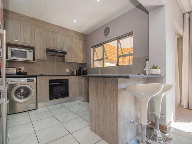 Townhouse for sale in Nooitgedacht, Gauteng