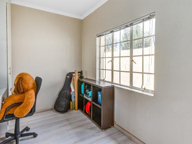 Townhouse for sale in Nooitgedacht, Gauteng