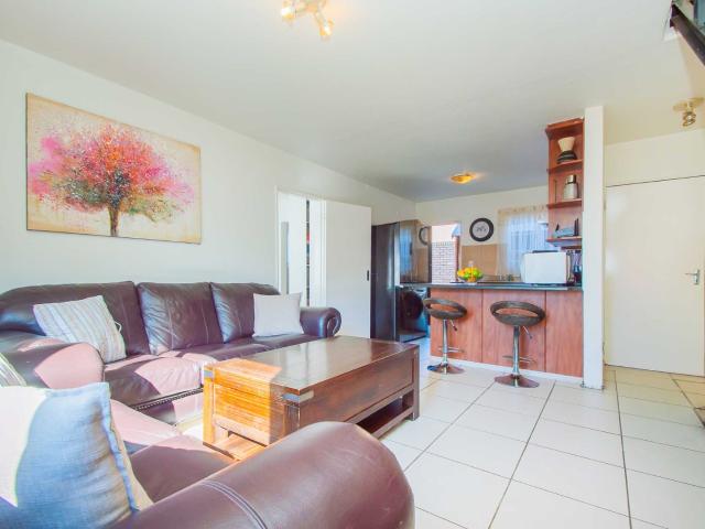 Townhouse for sale in Nooitgedacht, Gauteng
