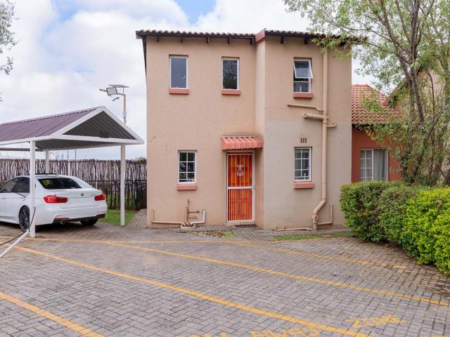 Townhouse for sale in Ekurhuleni, Gauteng