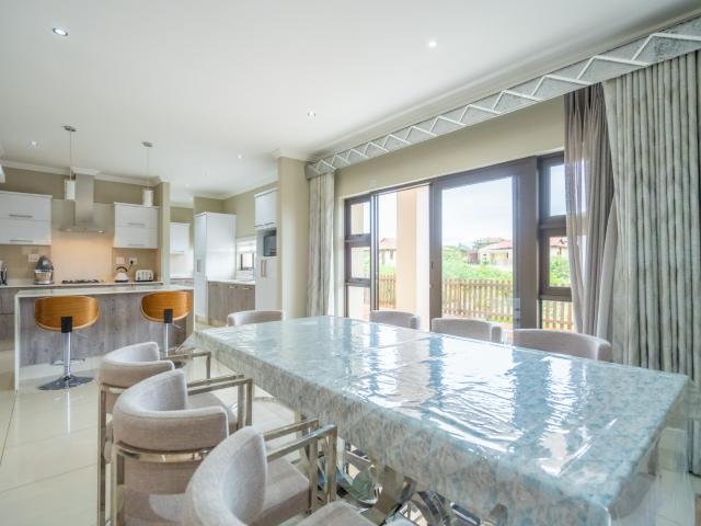 Townhouse for sale in Umhlanga, Kwazulu-natal