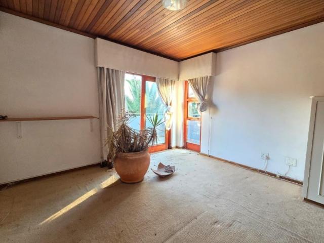 Townhouse for sale in Vosloorus, Gauteng