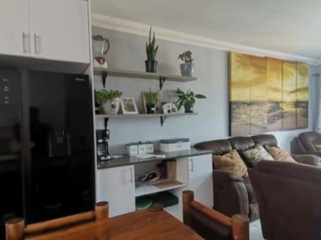 Townhouse for sale in Vosloorus, Gauteng
