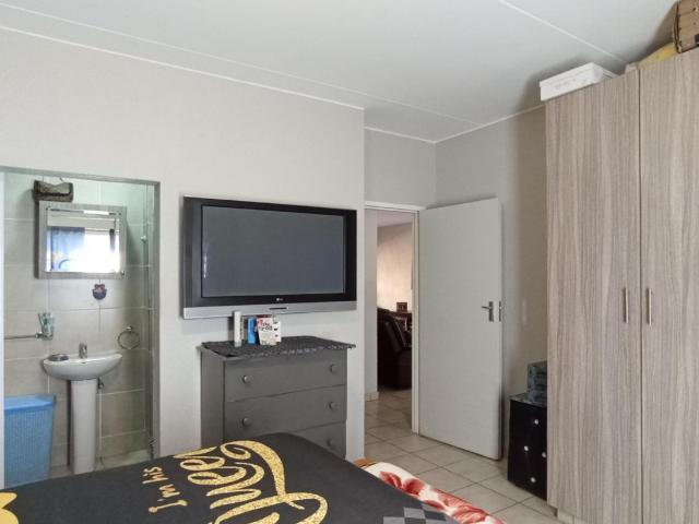 Townhouse for sale in Ekurhuleni, Gauteng