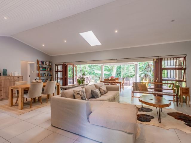 Townhouse for sale in Kloof, Kwazulu-natal