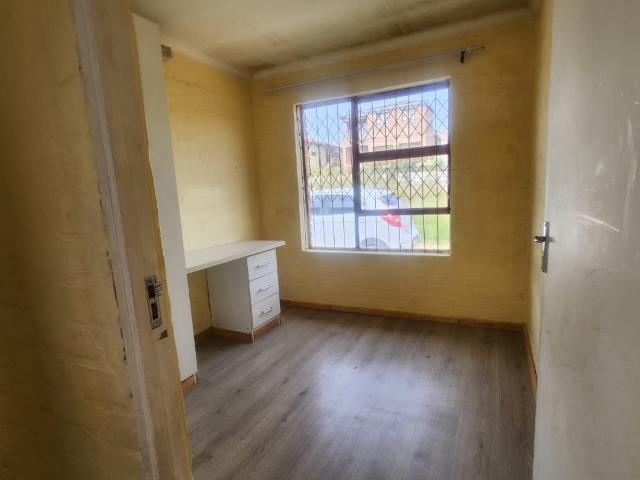 Townhouse for sale in Kwadwesi, Eastern Cape