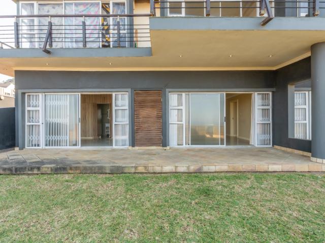 Townhouse for sale in La Mercy, Kwazulu-natal