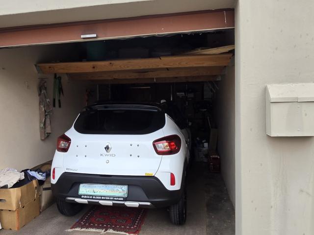 Townhouse for sale in Bloemfontein, Free State