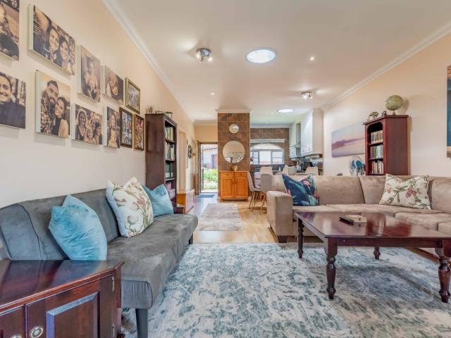 Townhouse for sale in Kloof, Kwazulu-natal