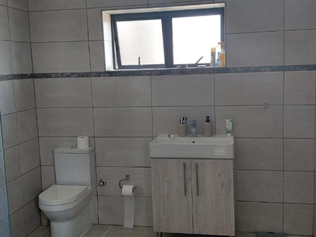 Townhouse for sale in Hartbeespoort Dam Nature Reserve, North West