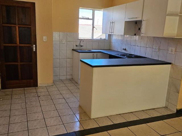 Townhouse for sale in Vosloorus, Gauteng