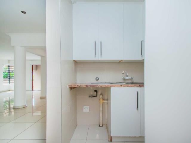 Townhouse for sale in Nooitgedacht, Gauteng