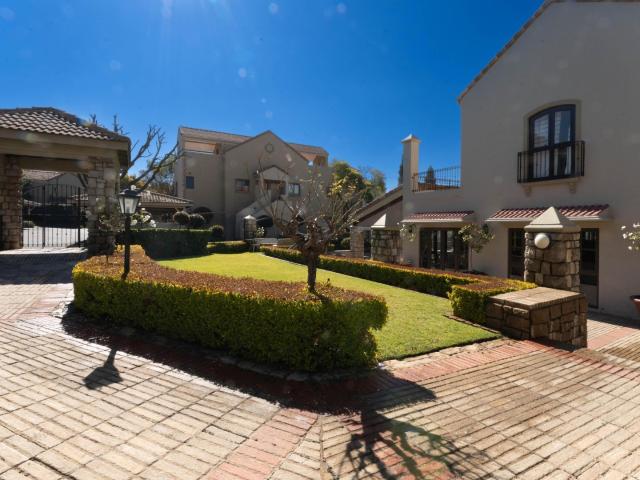 Townhouse for sale in Randburg, Gauteng