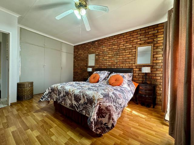 Townhouse for sale in Ekurhuleni, Gauteng