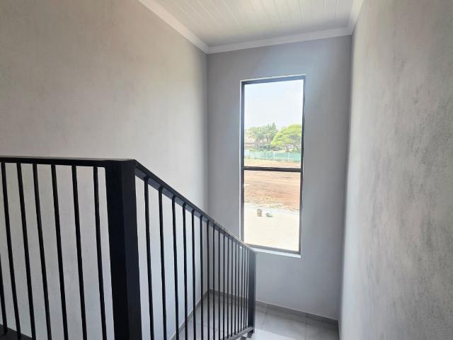 Townhouse for sale in Hartbeespoort Dam Nature Reserve, North West