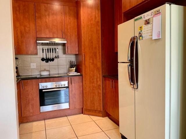 Townhouse for sale in Hartbeespoort Dam Nature Reserve, North West