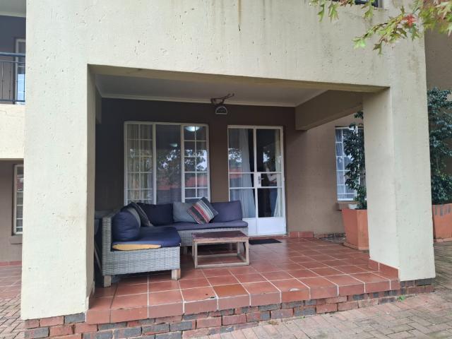 Townhouse for sale in Vosloorus, Gauteng