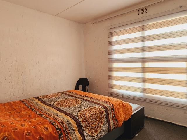 Townhouse for sale in Vosloorus, Gauteng