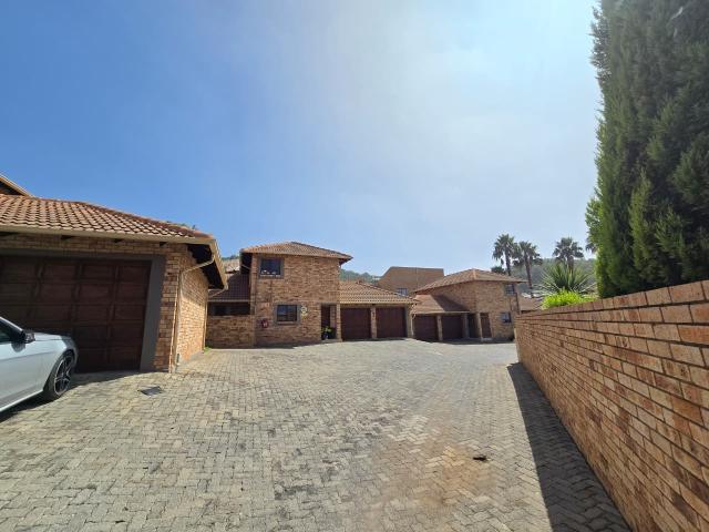 Townhouse for sale in Meyersdal, Ekurhuleni
