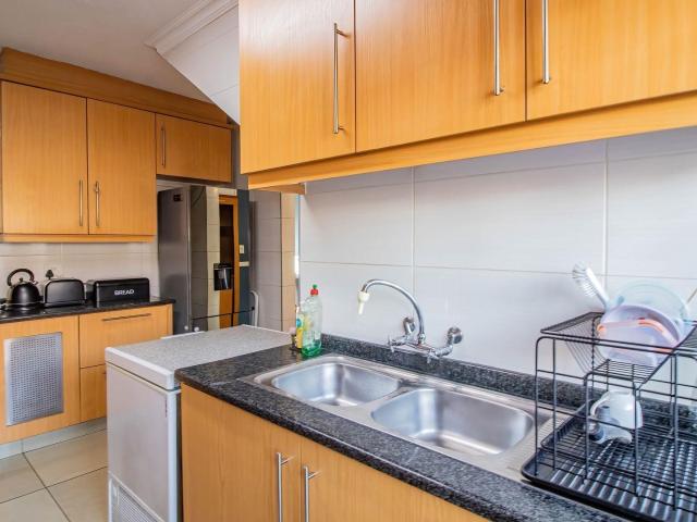 Townhouse for sale in Vosloorus, Gauteng