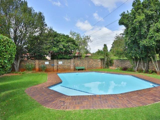 Townhouse for sale in Vosloorus, Gauteng