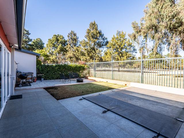 Townhouse for sale in Waterkloof, Gauteng