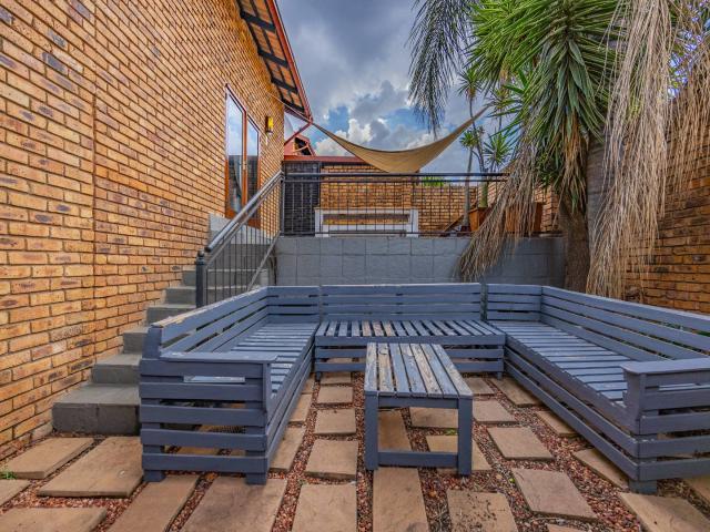 Townhouse for sale in Waterkloof, Gauteng