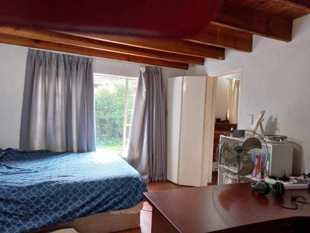 Townhouse for sale in Waterkloof, Gauteng