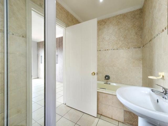 Townhouse for sale in Mt Edgecombe, Kwazulu-natal