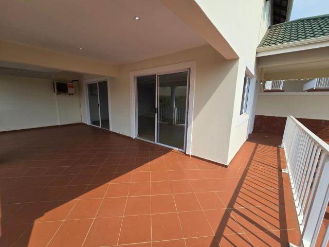 Townhouse for sale in Mt Edgecombe, Kwazulu-natal