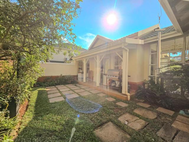 Townhouse for sale in Mt Edgecombe, Kwazulu-natal