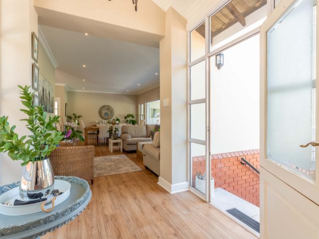 Townhouse for sale in Mount Edgecombe