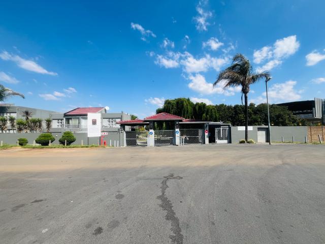 Townhouse for sale in Vosloorus, Gauteng