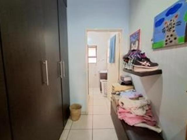 Townhouse for sale in Vosloorus, Gauteng