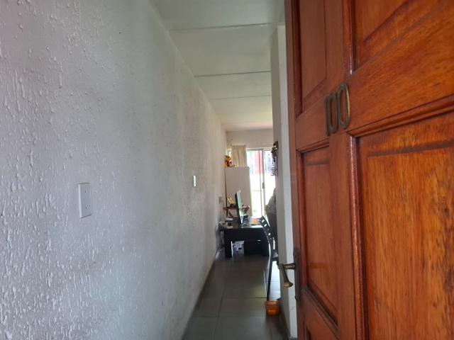 Townhouse for sale in Vosloorus, Gauteng
