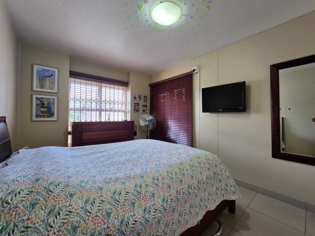 Townhouse for sale in Seaview, Kwazulu-natal