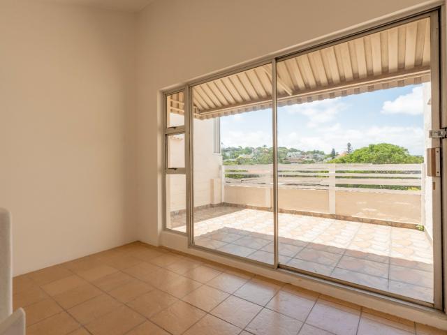 Townhouse for sale in Seaview, Kwazulu-natal