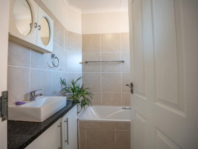 Townhouse for sale in East London, Eastern Cape