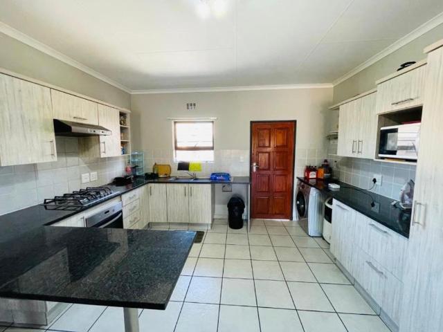 Townhouse for sale in Ekurhuleni, Gauteng
