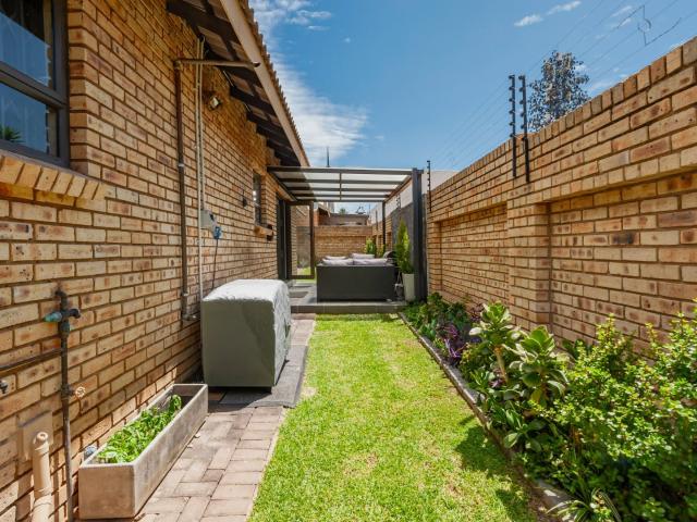 Townhouse for sale in Ekurhuleni, Gauteng