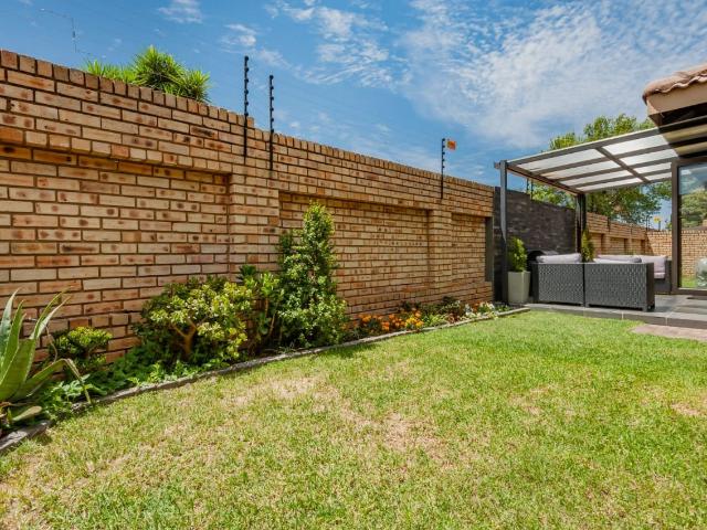 Townhouse for sale in Ekurhuleni, Gauteng