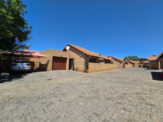 Townhouse for sale in Ekurhuleni, Gauteng