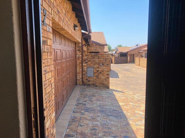 Townhouse for sale in Ekurhuleni, Gauteng