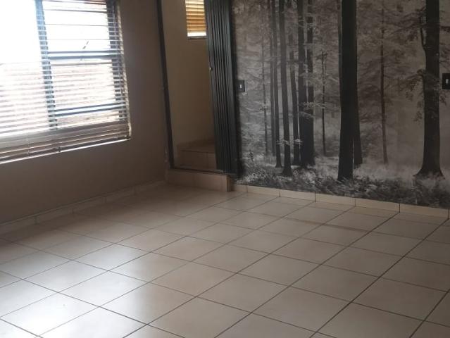 Townhouse for sale in Ekurhuleni, Gauteng