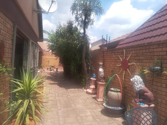 Townhouse for sale in Ekurhuleni, Gauteng