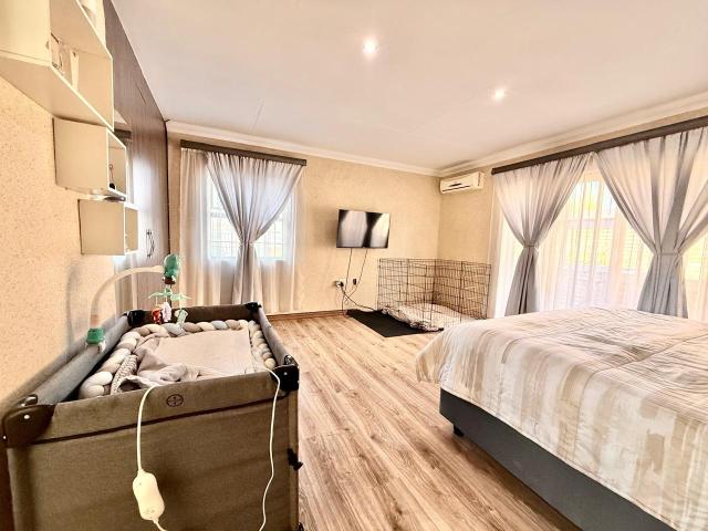 Townhouse for sale in Ekurhuleni, Gauteng